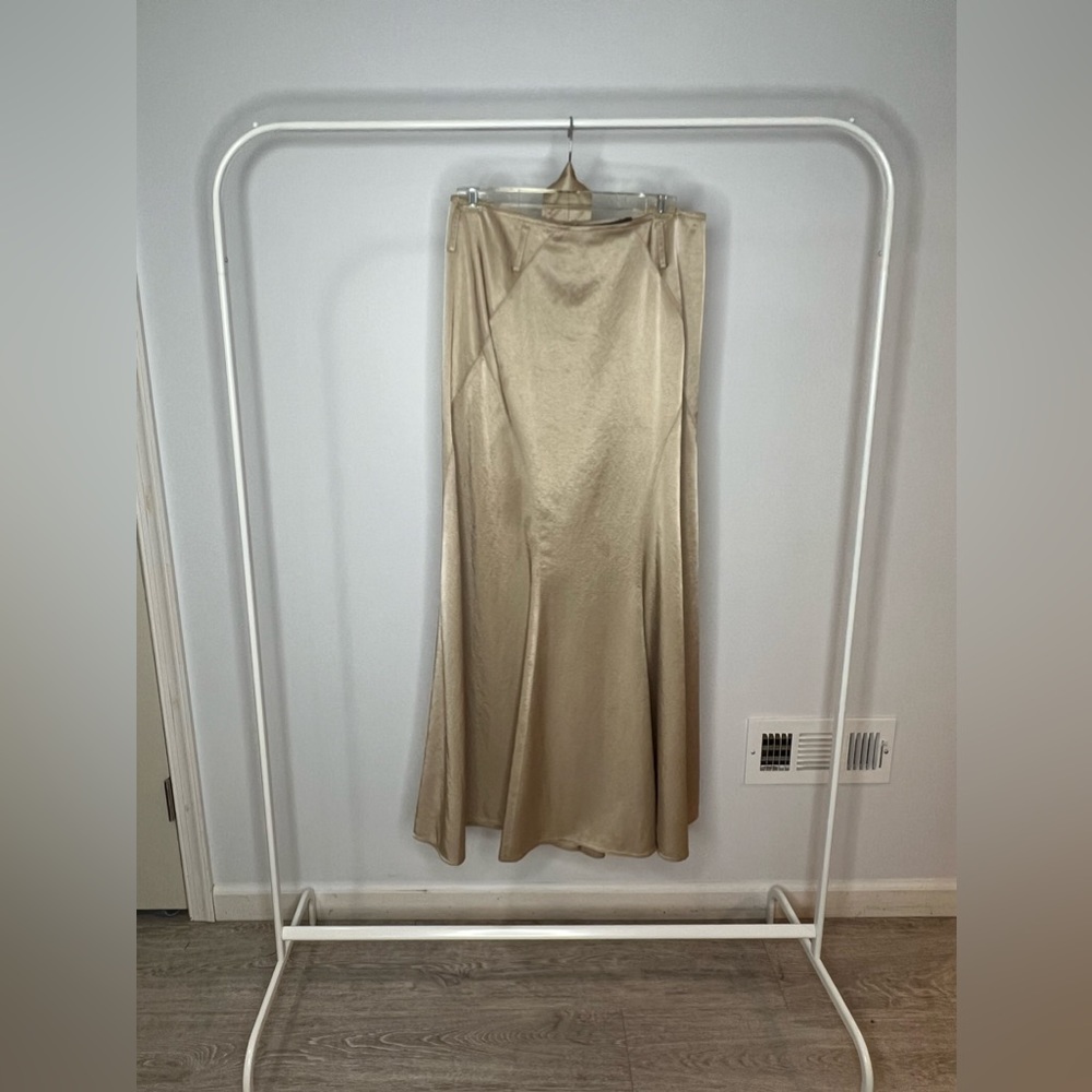 Per Se Tan Skirt Size 8
